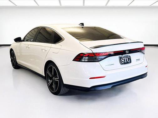 2023 Honda Accord Hybrid Base