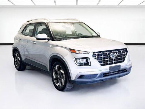 2022 Hyundai VENUE SEL