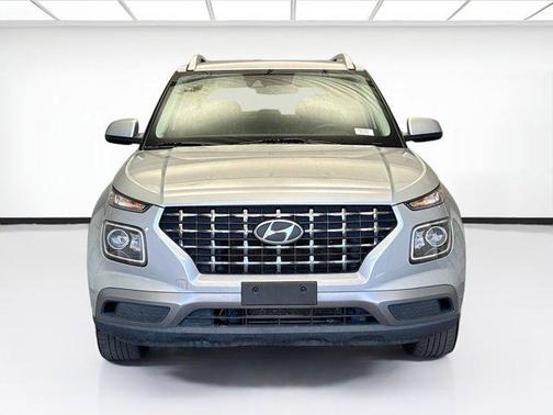 2022 Hyundai VENUE SEL