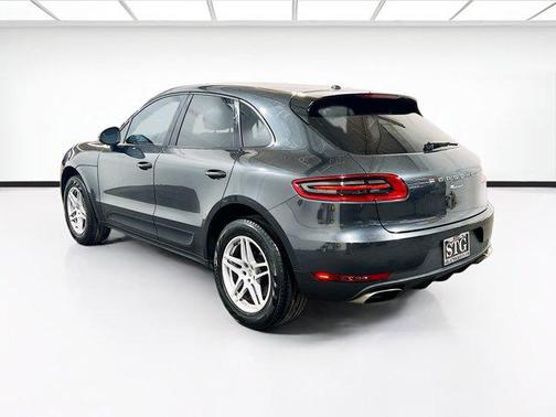 Volcano Grey Metallic 2017 Porsche Macan Macan