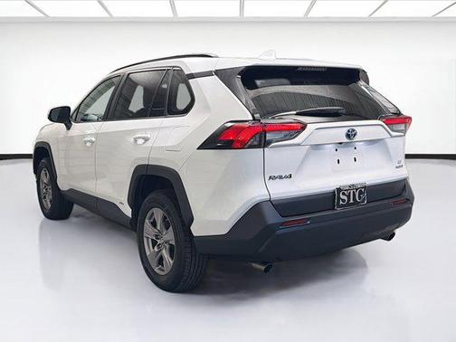 2023 Toyota RAV4 Hybrid LE