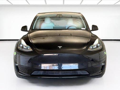 2023 Tesla Model Y Performance Dual Motor All-Wheel Drive