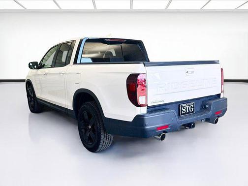 2024 Honda Ridgeline Black