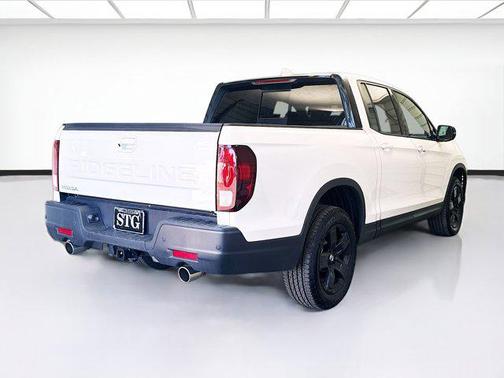 2024 Honda Ridgeline Black