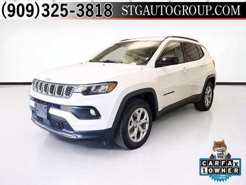 Bright White Clearcoat 2024 Jeep Compass Latitude