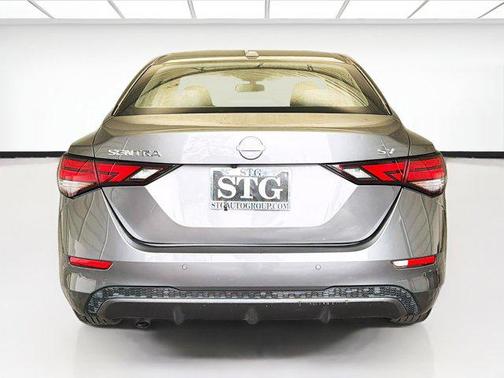 Gun Metallic 2024 Nissan Sentra SV