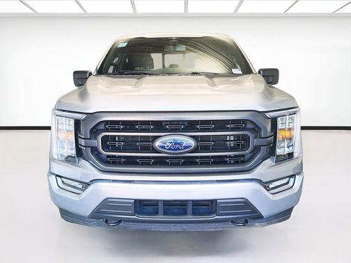Iconic Silver Metallic 2023 Ford F-150 XLT