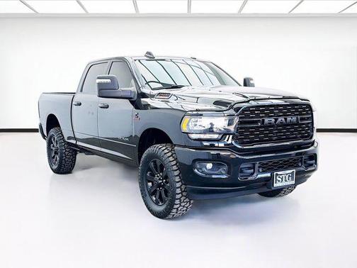 2023 RAM 2500 Big Horn Crew Cab 4x4 6'4' Box