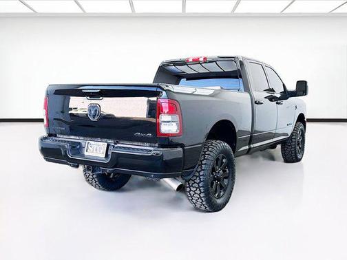 2023 RAM 2500 Big Horn Crew Cab 4x4 6'4' Box