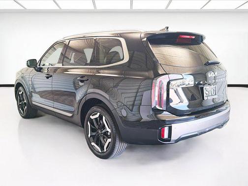 Ebony Black 2025 Kia Telluride EX