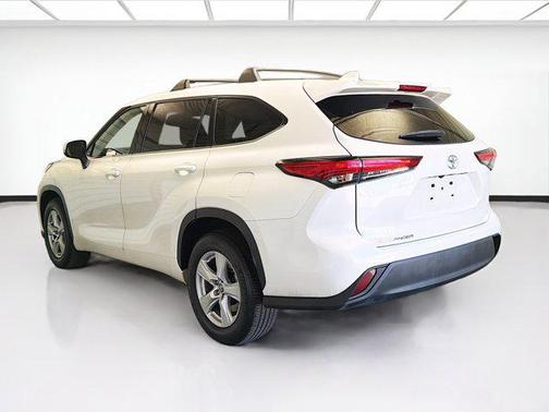 2021 Toyota Highlander L