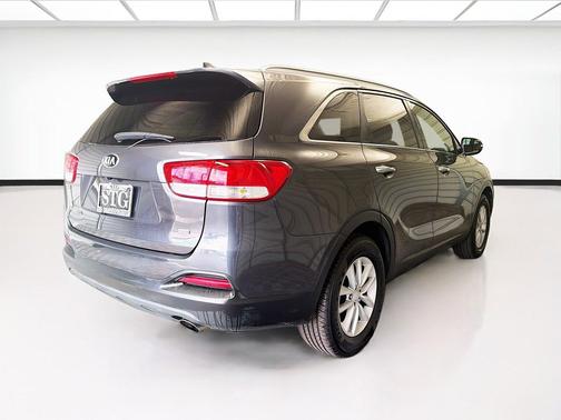 Platinum Graphite 2018 Kia Sorento LX