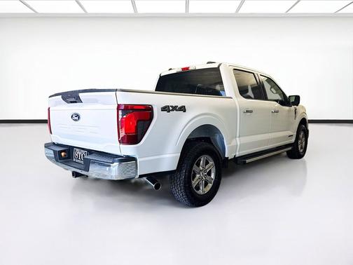 Oxford White 2024 Ford F-150 XLT