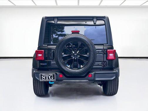 2022 Jeep Wrangler Unlimited 4xe Sahara