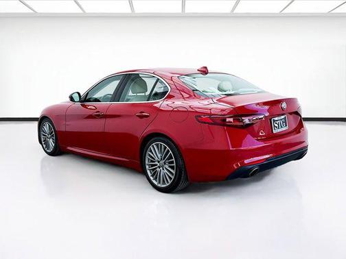 2018 Alfa Romeo Giulia Ti Lusso