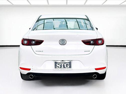 2022 Mazda Mazda3 FWD