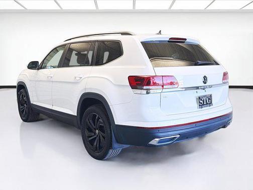 2022 Volkswagen Atlas 2.0T SE w/Technology