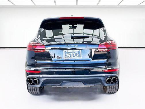 2018 Porsche Cayenne S