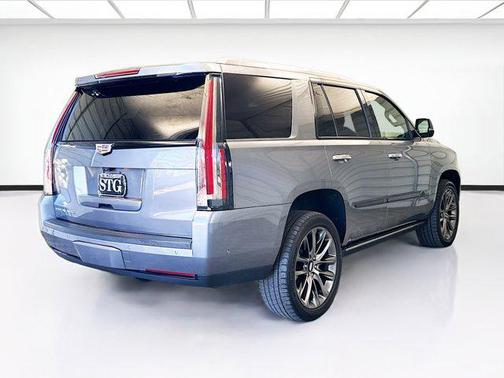 2020 Cadillac Escalade Platinum