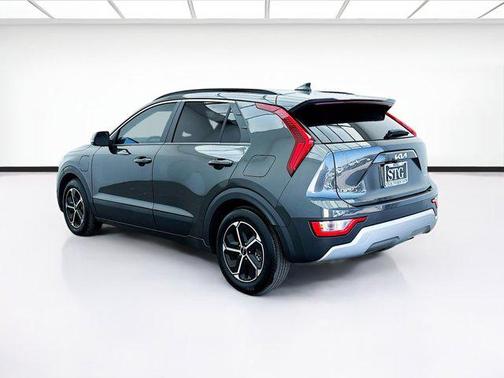 2024 Kia Niro Plug-In Hybrid EX