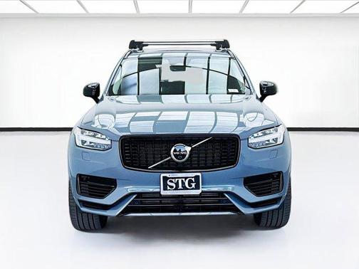 2023 Volvo XC90 Recharge Plug-In Hybrid T8 Plus Dark Theme 7-Seater