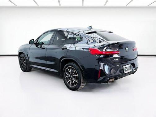 2023 BMW X4 xDrive30i