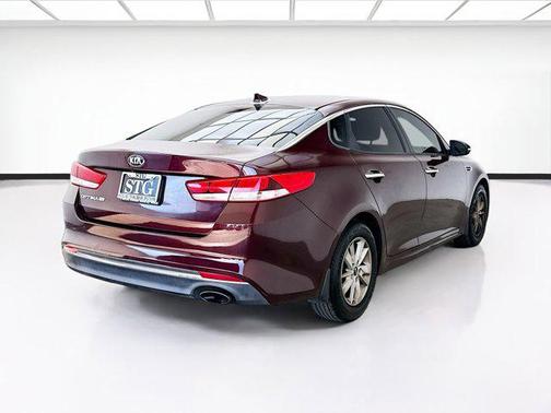 Sangria 2016 Kia Optima LX