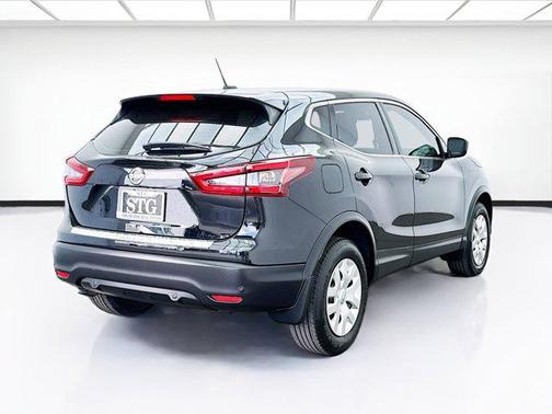 2020 Nissan Rogue Sport S