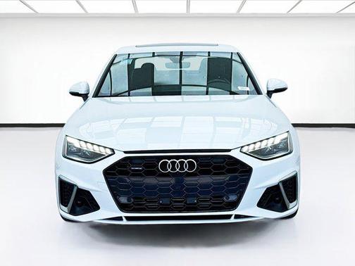 2022 Audi A4 45 S line Premium Plus