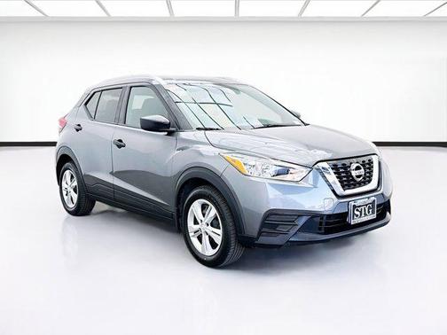 2019 Nissan Kicks S