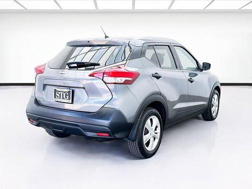 2019 Nissan Kicks S