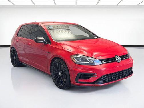 2018 Volkswagen Golf R 2.0T DSG