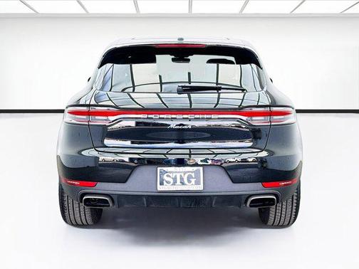 2021 Porsche Macan Base