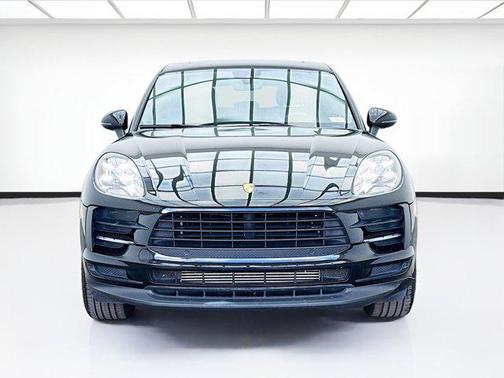 2021 Porsche Macan Base