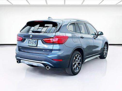 2022 BMW X1 sDrive28i