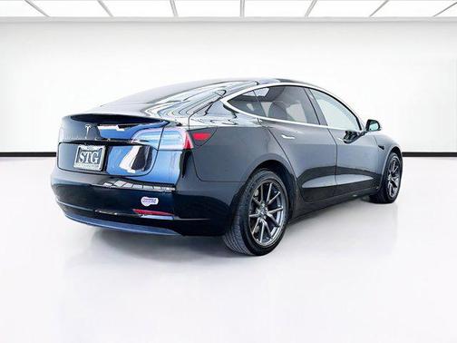 Solid Black 2019 Tesla Model 3 Standard Range