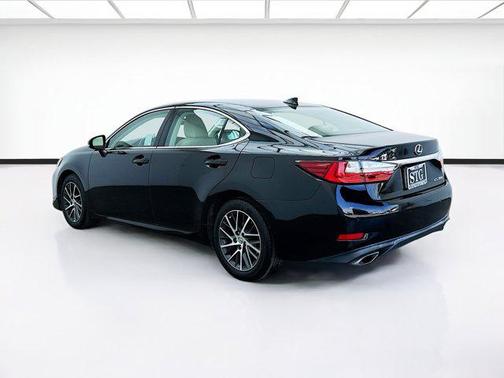 2016 Lexus ES 350 Base