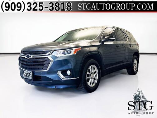 Graphite Metallic 2019 Chevrolet Traverse LT Cloth