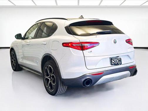 2022 Alfa Romeo Stelvio Ti