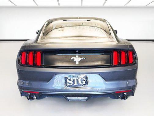 2017 Ford Mustang V6
