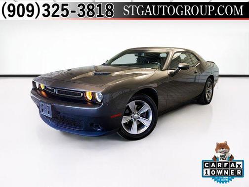 2021 Dodge Challenger SXT