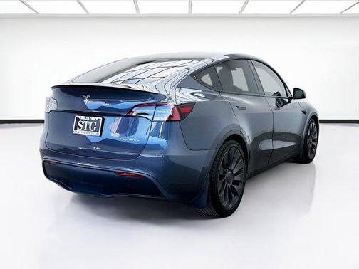 2022 Tesla Model Y Performance Dual Motor All-Wheel Drive