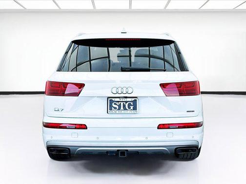 2019 Audi Q7 55 Premium Plus