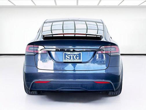 2024 Tesla Model X Long Range