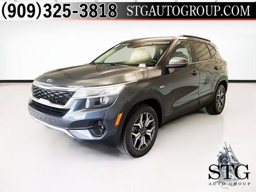 Gravity Gray 2021 Kia Seltos EX