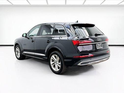 2020 Audi Q7 55 Premium Plus