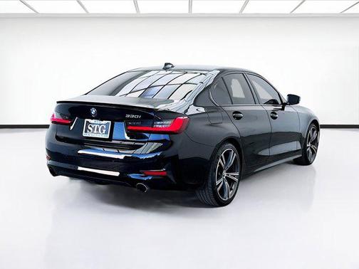 2022 BMW 330 330i