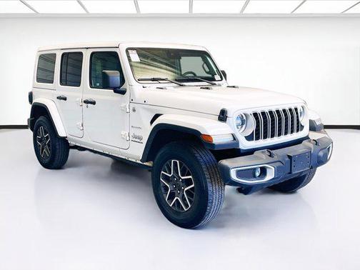 2024 Jeep Wrangler 4-Door Sahara 4x4