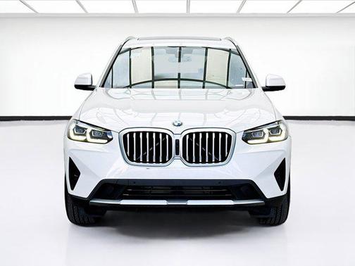 Mineral White Metallic 2024 BMW X3 sDrive30i