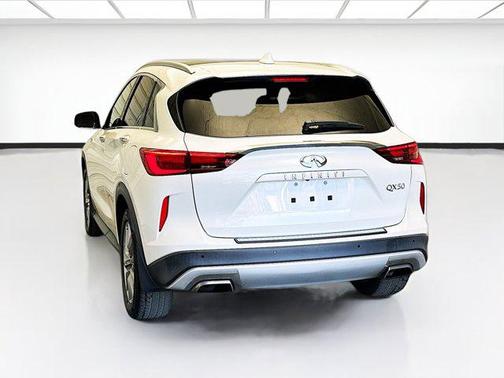2021 INFINITI QX50 ESSENTIAL